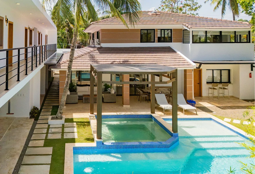 06 Pool